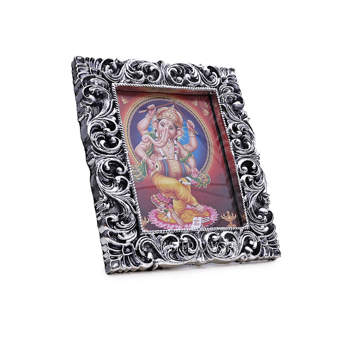 The Silver Heritage Photo Frame