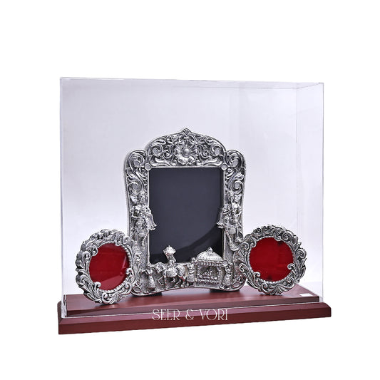 The Heritage Silver Wedding Card Frame