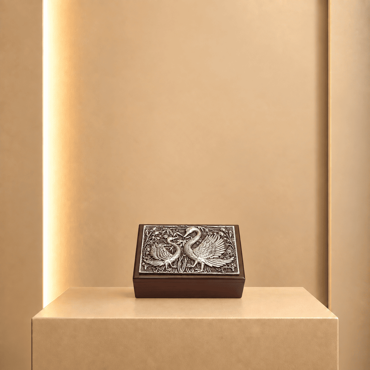 Aureum Royale Silver Gifting Box